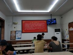 大堂-华天新川面馆(缸瓦市店)