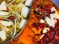 -沸炉重庆老火锅(军事博物馆店)