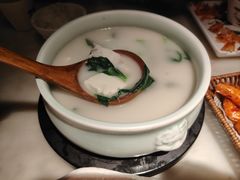 -吴越荣记苏州菜·松鼠桂鱼 100% 活鱼现做(月光码头店)