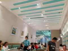 大堂-姚姚酸菜鱼·金戈戈香港豉油鸡(喜荟城联名店)
