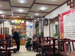 -湖南人家湘菜馆(镇江路店)