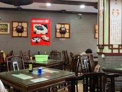 大堂-龙老五汤店(站前西路店)