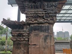 -高颐墓阙及石刻