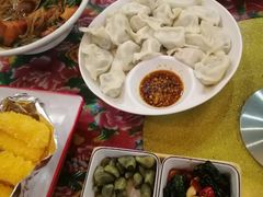 -闯关东东北农家菜(崂山石老人店)