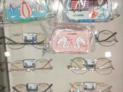 -博士眼镜(东莞东湖花园店)