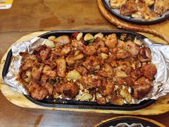 -老东镇啤酒屋海鲜加工·蒸汽海鲜·海鲜烧烤(台东店)