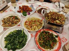 -堂瓦里·33年传统赣菜(第一街区店)