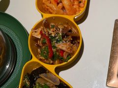 -润园四季椰子鸡火锅(卓越INTOWN店)