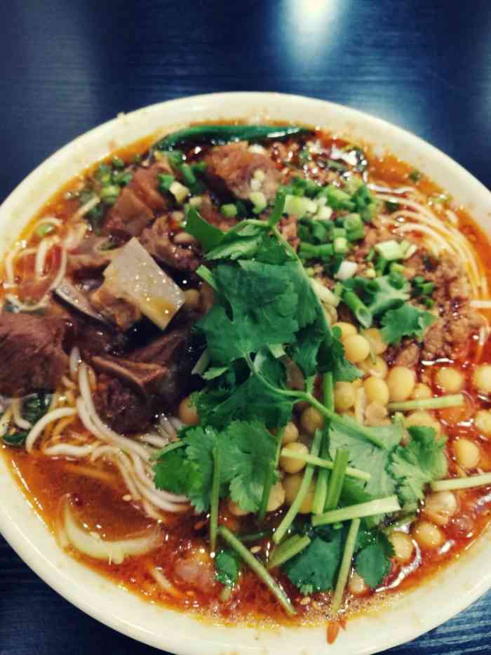 打分    /人 个人感觉味道还是比较赞的,一直都吃豌仔排骨面