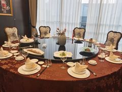 -无锡鼎尚皇冠酒店