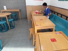-塔斯汀中国汉堡(横岗志健广场店)