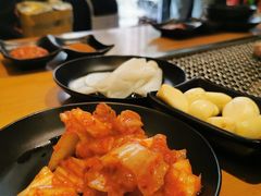 -肉甲韩国木炭烤肉(新壹街1店)