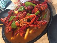 黄焖小龙虾-沪小胖小龙虾(淮海中路旗舰店)