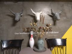 -HIGH FIVE哈福手工汉堡(桂林路店)