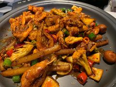 -巴四老城区炭火蛙锅(京通店)