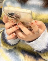 -赢韵美甲美睫瑞士净斑中心