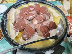 -鹤乡东北菜(崮山路店)