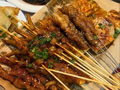 -马路牙子烧烤音乐酒馆(望京店)