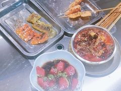 -马路牙子烧烤音乐酒馆(望京店)