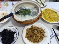 -天乐农家鱼头王(天目湖店)