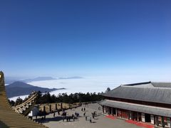 -峨嵋山金顶