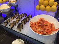-圣丰索菲特·2 On 988 Café 自助餐厅