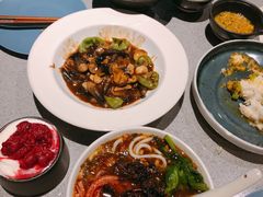 -半山腰·云南菜(侨福芳草地店)