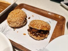 烧饼-四季民福烤鸭店(外滩外白渡桥店)