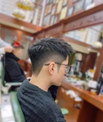 -尼特斯男士发型馆