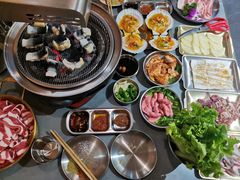 -围炉肉舍•炭烤活鳗•丹东海鲜烤肉(步行街店)