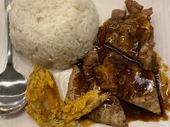 鸡翅猪扒饭-小麦田餐厅