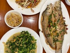 -漁耕小厨农家院(武当山店)