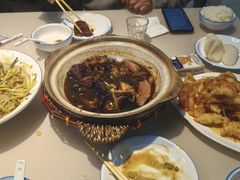 -老码头黑皮肘子锅包肉(赣水路店)