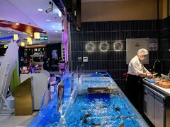 -海底捞火锅(长宁路龙之梦店)