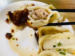 -胡记锅贴·沪上游子老鸭粉丝汤(太原路店)