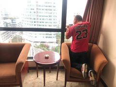 -扬子岛酒店(重庆洪崖洞解放碑店)