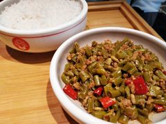 -72街红烧排骨饭(海珠丽影广场店)