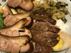 狮头鹅肉拼猪手饭-狮头牌卤味研究所·卤味饭(花城汇南区店)