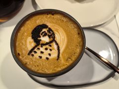 -潮一不贰·法式甜品·生日蛋糕·西式简餐(外滩店)