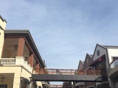 -王府井奥莱临潼小镇(临潼店)