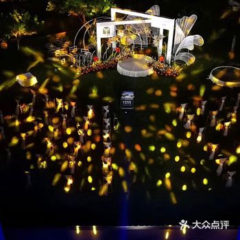 以为是个秀场 结果变成了自己的求婚现场