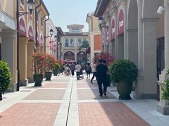 -佛罗伦萨小镇广佛名品奥特莱斯(疏港路店)