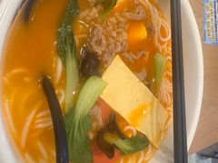 -蒙自源米线大王(花园城商场店)