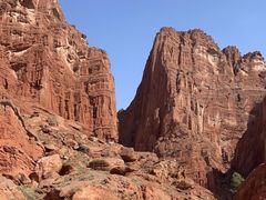 -天山神秘大峡谷