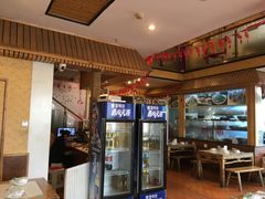 -兔行天下-鸿鹤鲜锅兔(中海国际店)