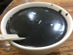 芝麻糊-沙湾姜埋奶(兴新包店)