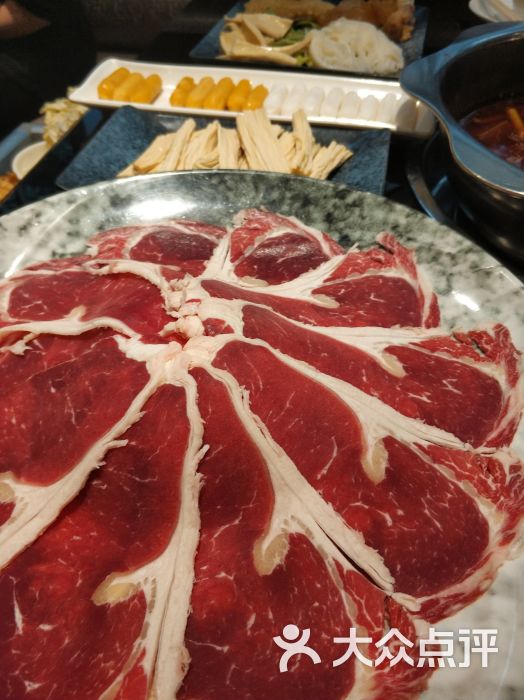 吴记老锅底麻辣火锅(福州路店)特级雪花肥牛图片 - 第1张