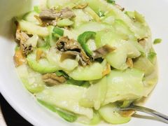 -费大厨辣椒炒肉(万家丽一店)