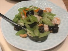 -红樱桃·欢乐餐厅(太原里店)