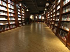 -新华书店(印象城店)